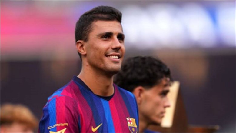 ماركا: برشلونة يدفع ثمن غياب رودري أمام باريس سان جيرمان