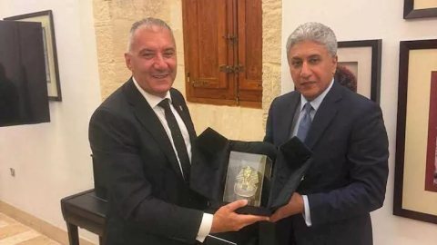 وزير السياحة يلتقي نظيره المالطي لبحث تعزيز التعاون وزيادة الحركة السياحية