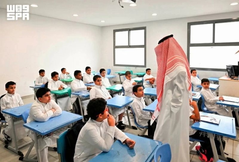 السعودية تحتفل ببُناة المستقبل.. في يومهم العالمي: المعلمون يصنعون ما لا تصنعه الأيام