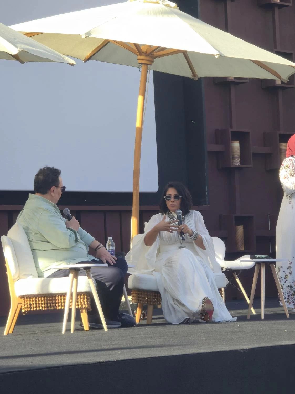 في ندوة تكريمها بمهرجان الجونة: منى زكي تكشف طبيعة علاقاتها بزملائها في الوسط الفني