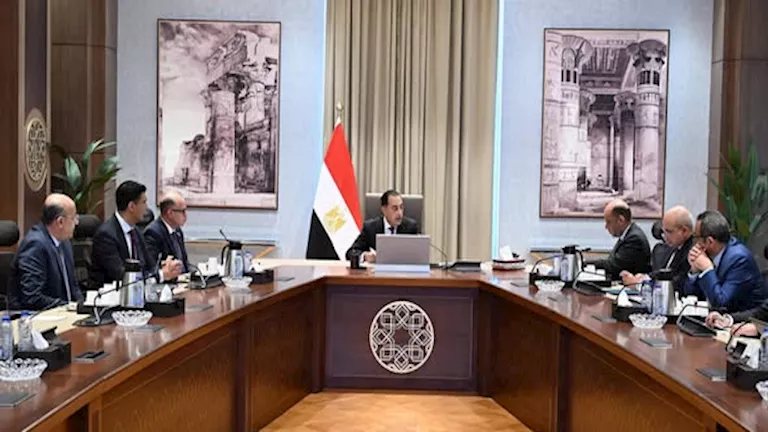 مدبولي يستعرض محاور جلسة الاستثمار والصناعة وتوفير فرص العمل بمنتدى مصر 2026