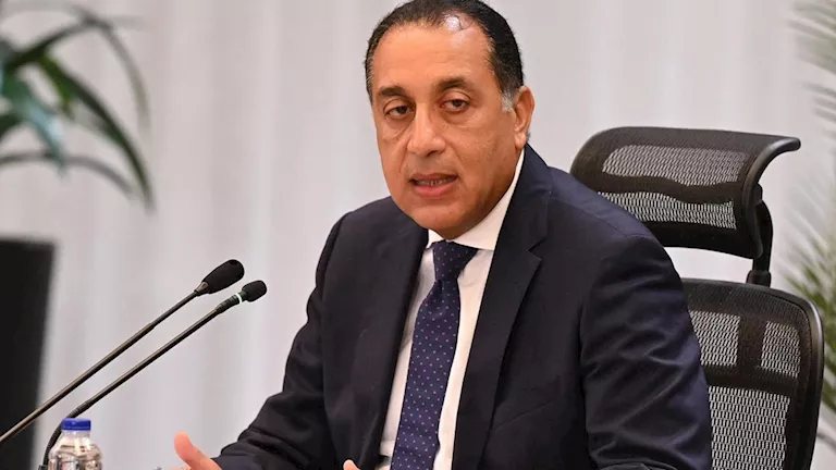 رئيس الوزراء يدعو إلى إدارة الموارد المائية المشتركة وفق القانون الدولي