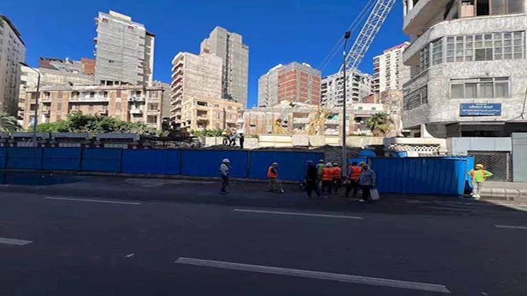 تحرك عاجل من "الأنفاق" بشأن انزلاق كتل خرسانية بمشروع ترام الرمل