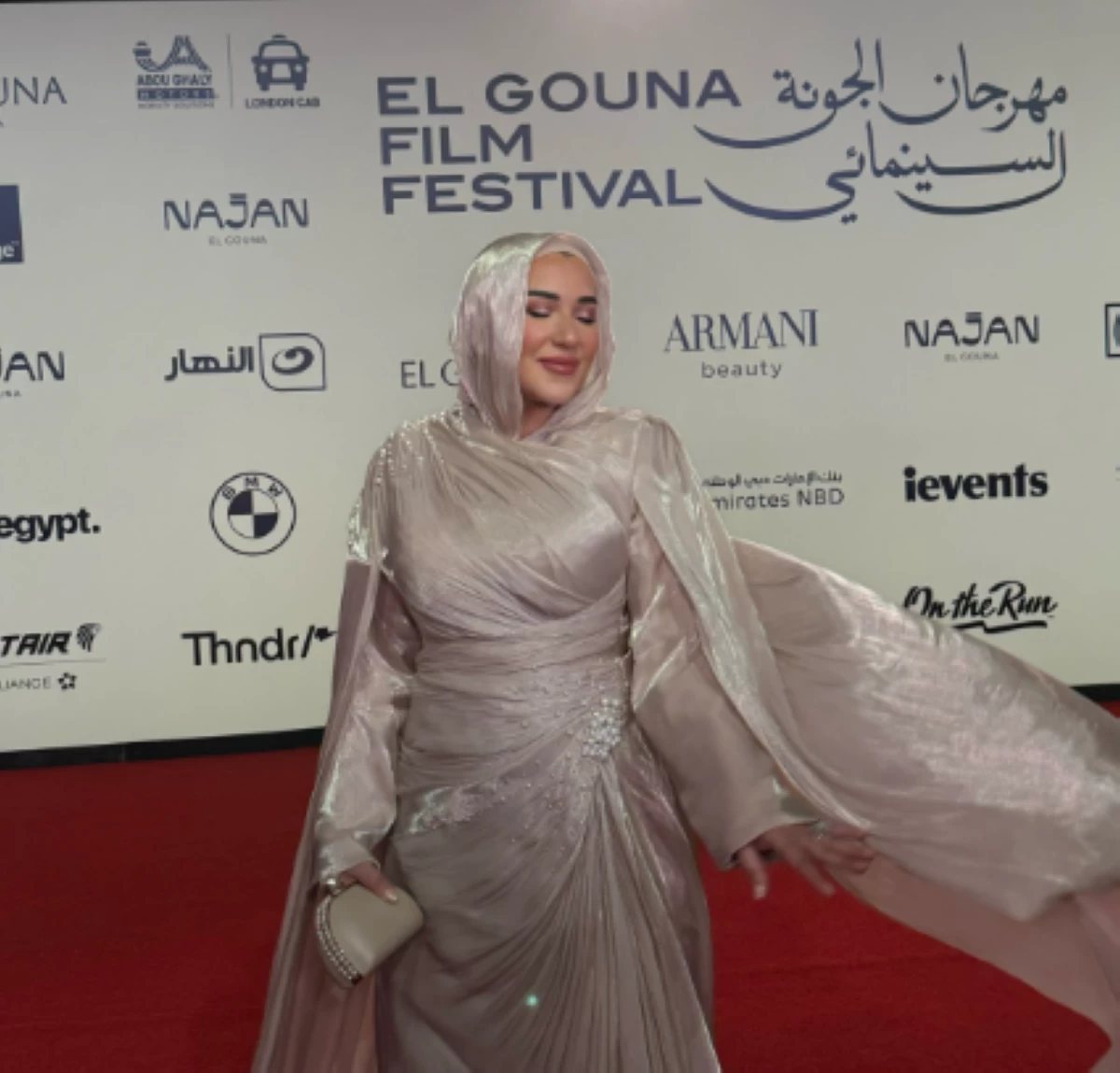 أسما شريف منير من مهرجان الجونة السينمائي: «الحجاب لا بيقيد ولا بيأخر»