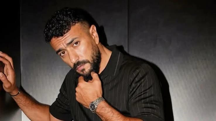 "الرجعة بعد الركنة عواها كتير على أونطة".. أحمد العوضي يشوق الجمهور لـ بمسابقة جديدة