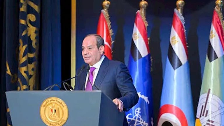السيسي يكشف كواليس حديثه مع وزير الرياضة الأسبق عن مخاطر تواجه مصر