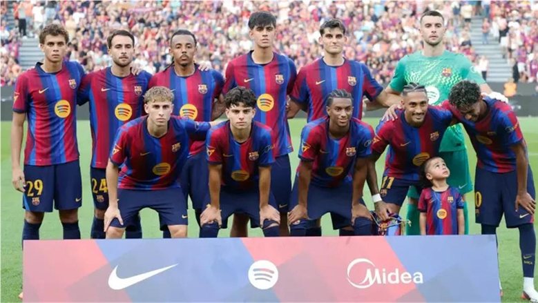 برشلونة يحصّن موهبته من إغراءات ليفربول وأرسنال بعقد طويل الأمد