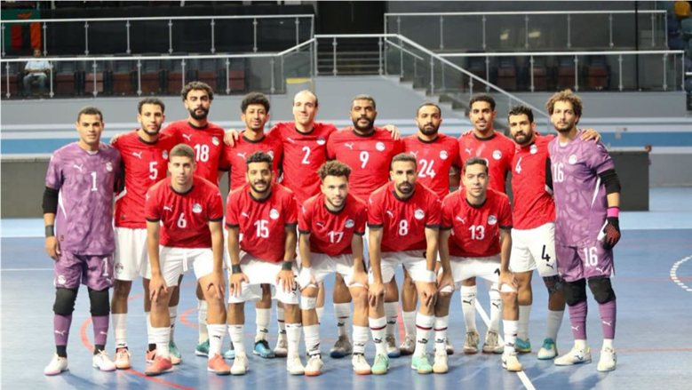 منتخب مصر بالقميص الأحمر في مبارياته بدور المجموعات لكأس أمم إفريقيا لكرة الصالات