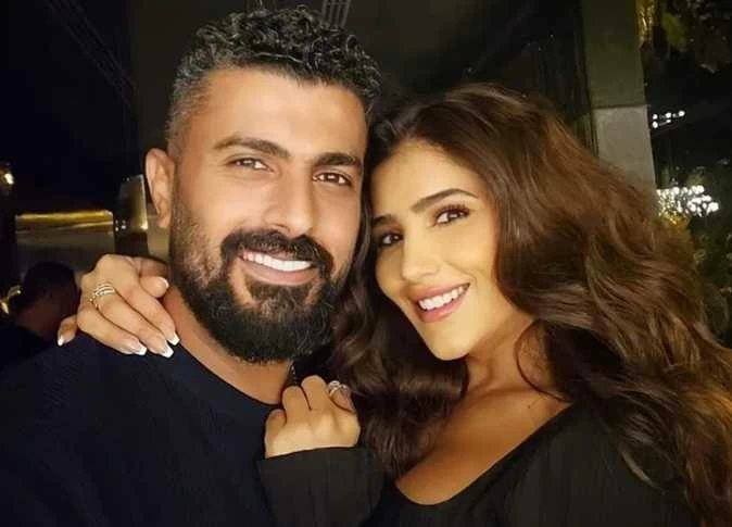 محمد سامي لـ مي عمر: «خلقت لتكوني النعمة التي ترهق»