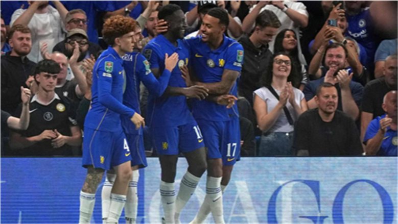 كول بالمر يقود هجوم تشيلسي أمام إيفرتون في الدوري الإنجليزي