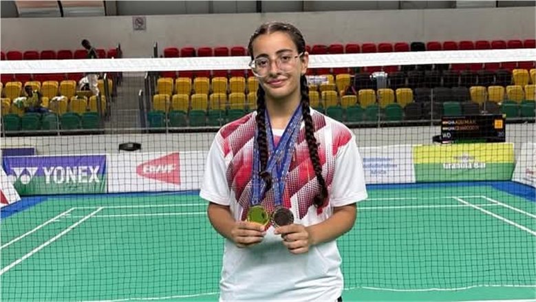 ملائكة ترفع العلم المصري رفقة البسيوني في افتتاح أولمبياد الشباب بداكار 2026