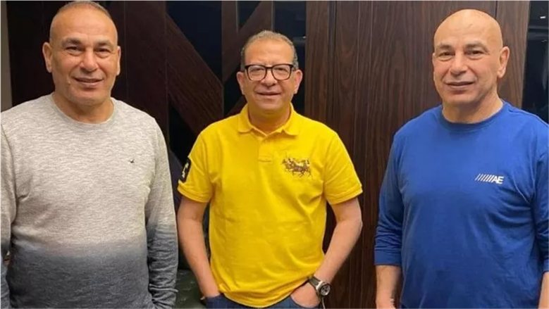 التوأم يحسم الجدل بشأن محاميه.. أشرف عبد العزيز يبتعد عن 3 بلاغات لأسباب قانونية