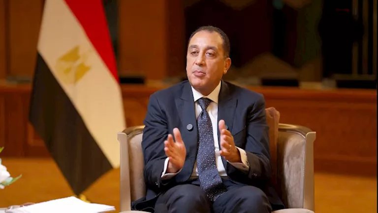 رئيس الوزراء يستعرض محاور «مسيرة الطاقة المصرية» تحضيرًا لـ«منتدى مصر 2026»