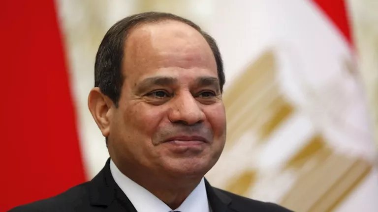 السيسي: البنية الأساسية المتطورة في مصر تهيئ المناخ لاستيعاب مختلف الاستثمارات- فيديو
