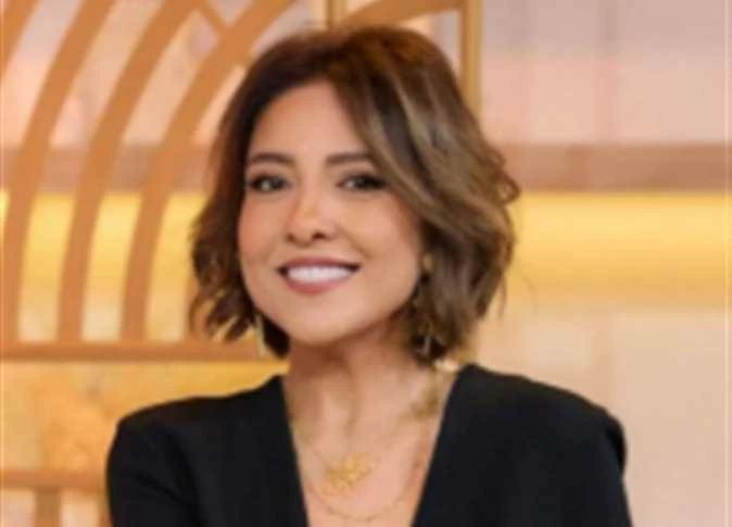 مي كساب تكشف عن أمنيتها بالابتعاد عن الأضواء والتفرغ للعبادة: ربنا يحققهالي