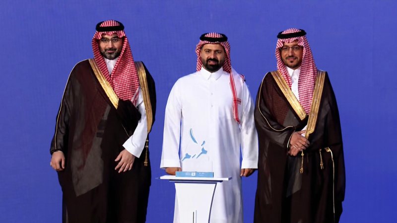 من التجارب الصفية إلى المنجزات العلمية.. جدة تكتب فصلاً جديداً في التميز التعليمي