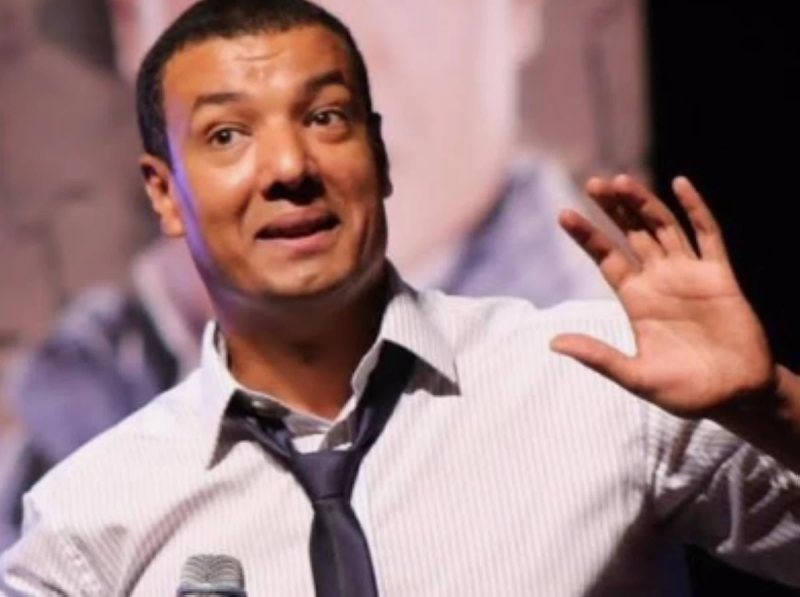 هشام الجخ يكشف معاناته مع «التهتهة» والتنمر في طفولته: «اللي مش عارف أقوله بلساني قولته بإيدي»