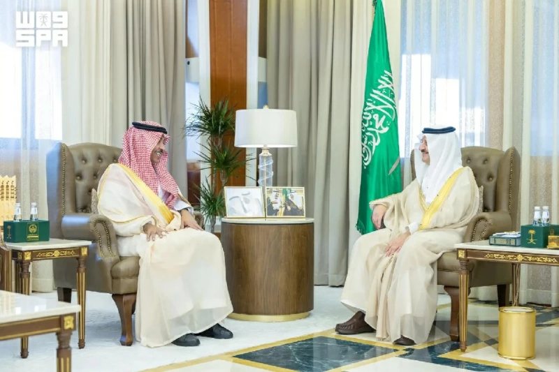 أمير الشرقية يستقبل وزير الإعلام ويؤكد أهمية تطوير الكفاءات الإعلامية