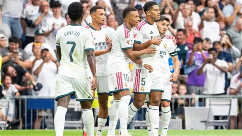 "اشتباك بالأيدي".. أجواء متوترة بين لاعبي ريال مدريد