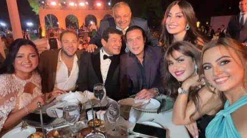 بحضور محمد إمام وباسم سمرة.. المخرجة شيرين عادل تحتفل بزفاف ابنتها (صور)