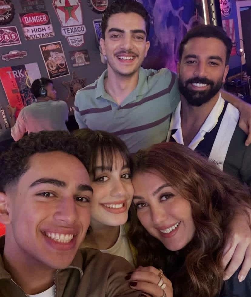 «قريب من قلبي واستمتعت برحلة التصوير».. كندة علوش: سعيدة بردود الأفعال على «خمسين خمسين»