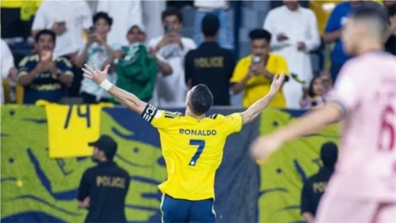 بـ«هاتريك» تاريخي.. رونالدو يقود النصر لاكتساح الخلود بخماسية في دوري روشن السعودي