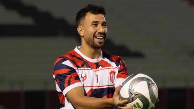 تريزيجيه يعود إلى الرياض قبل مواجهة الفيحاء.. والمدرب يحسم موقفه