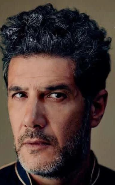 بـ «الهرم الذهبي».. مهرجان القاهرة السينمائي يكرم المخرج المغربي نبيل عيوش