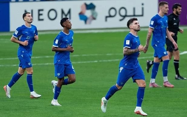 التشكيل المتوقع لمباراة الهلال والقادسية في الدوري السعودي