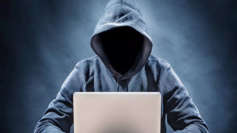 نشرة التوك شو| حيل سرقة الحسابات البنكية.. وتصريحات مثيرة عن «خير أجناد الأرض»