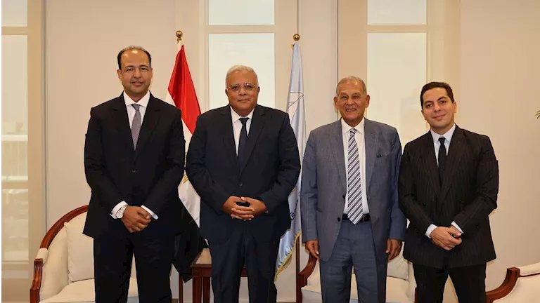 حاتم العبد يتسلم مهام منصب الأمين العام للمجلس القومي لحقوق الإنسان