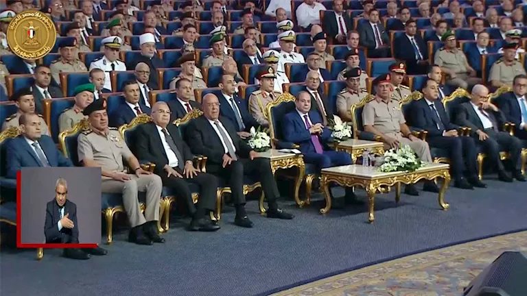 الرئيس السيسي: الدستور المصري لن يمسه أحد