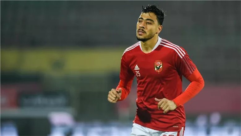 قبل مواجهة مودرن سبورت .. الأهلي يستعيد جاهزية أكرم توفيق وأشرف داري