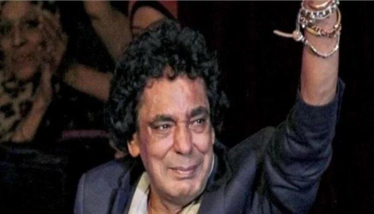 في عيد ميلاد محمد منير الـ 72.. حكاية أغنية أبكت الكينج على المسرح وأثارت تعاطف جمهوره