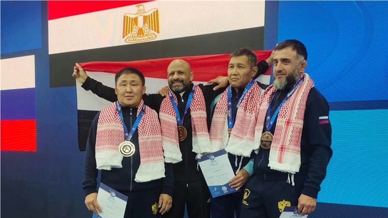 المصارع المصري حسن مدني يحرز ذهبية بطولة العالم للرواد بالأردن