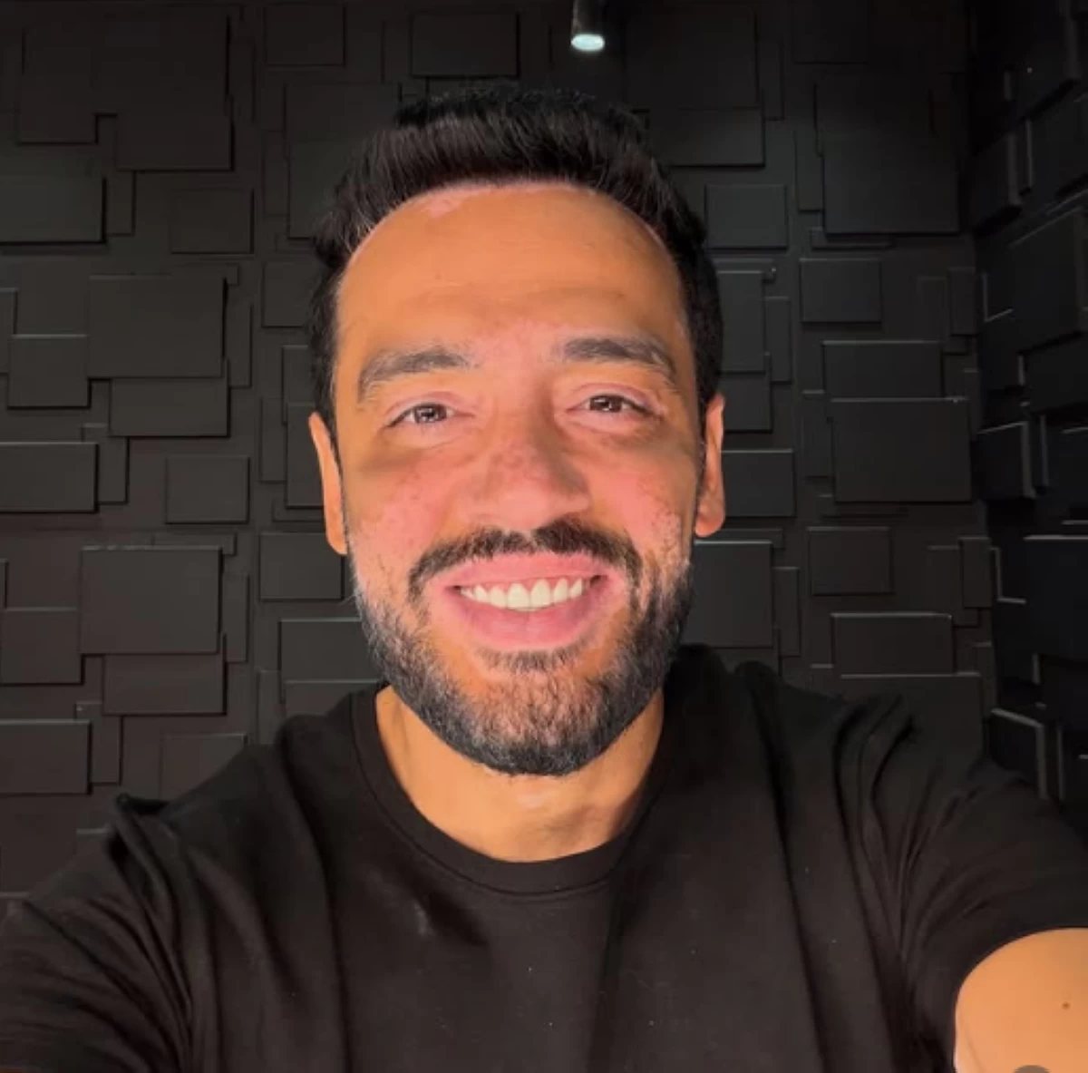 «مصر والسعودية عينين في رأس».. رامي جمال يتفاعل مع تصريحات الرئيس السيسي بشأن حماية المملكة