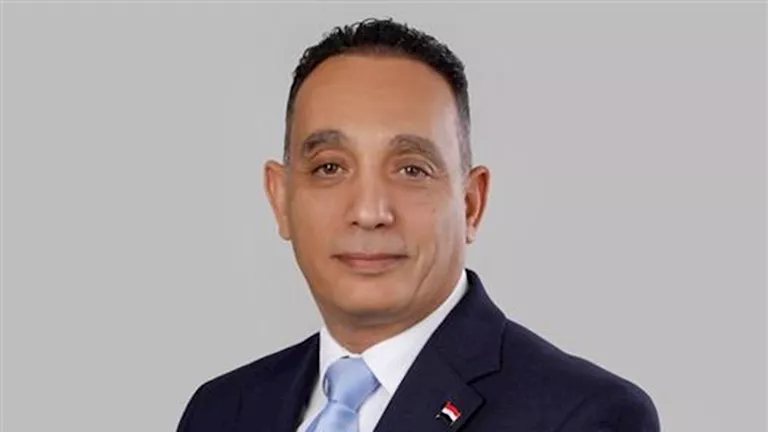 برلماني ينتقد توزيع مسارات البكالوريا المصرية: سمك لبن تمر هندي