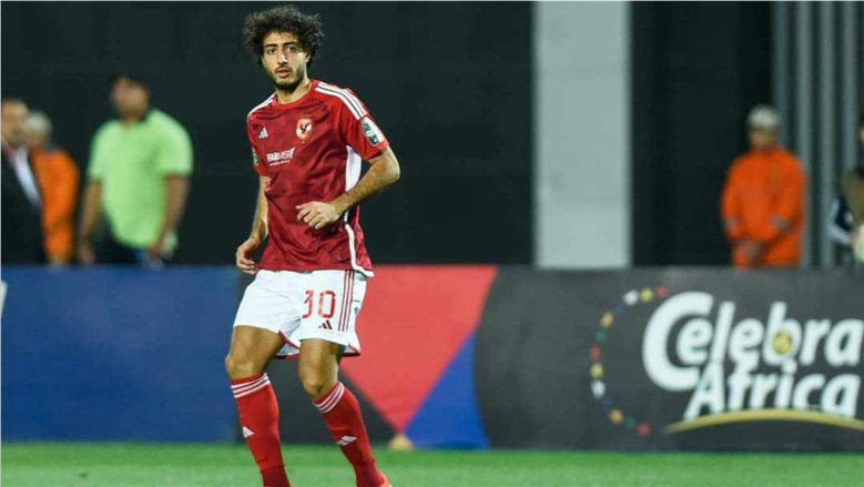 هل يستمر تجميد محمد هاني وياسر إبراهيم في الأهلي لحين التجديد؟