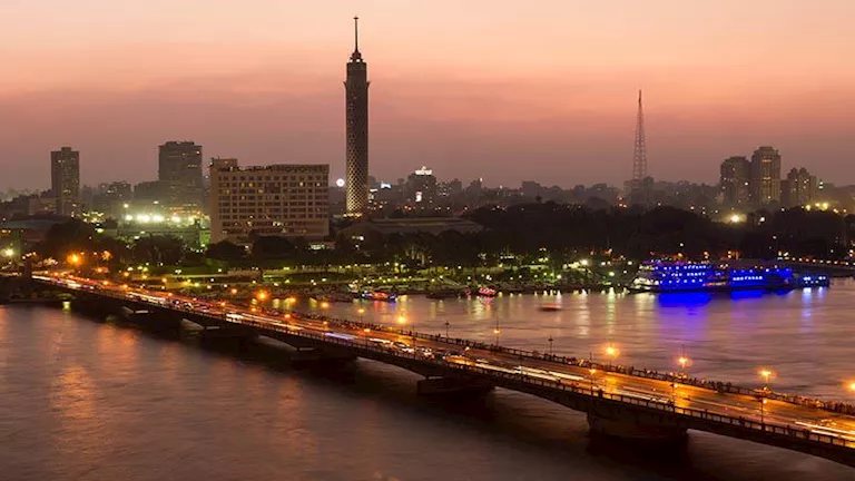محافظ القاهرة يكشف لمصراوي مخطط تطوير كورنيش طره وتعويضات الأهالي