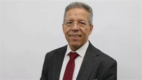 نقيب الأطباء يطالب بصياغة تشريع لحماية جودة التعليم الطبي