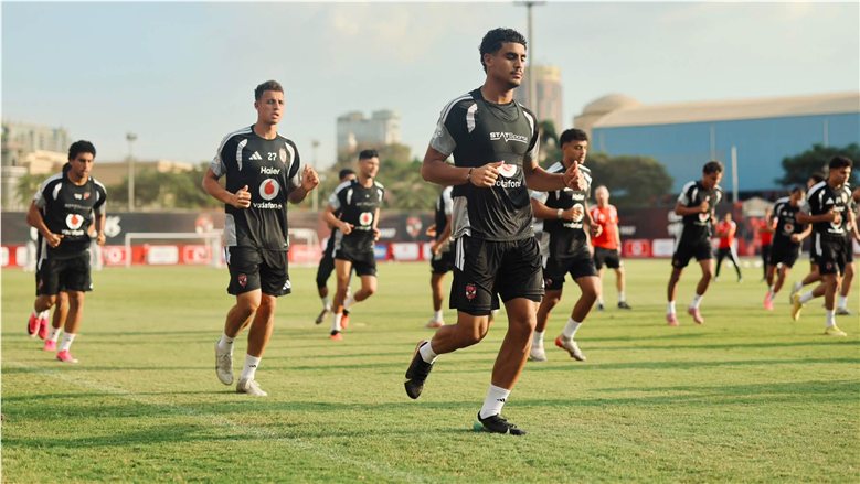 الأهلي يختبر البدلاء أمام بترول أسيوط قبل قمة الزمالك في كأس عاصمة مصر