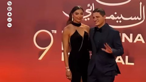 عمرو منسي يكشف من مهرجان الجونة سر سؤاله لعمرو دياب عن تجديد الشغف.. ماذا قال؟