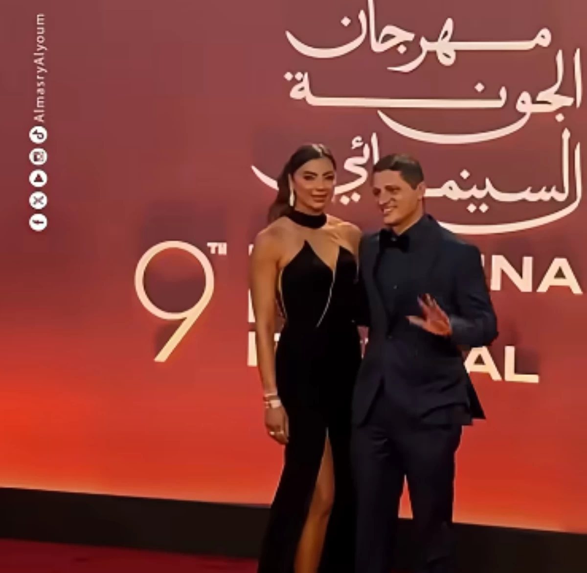عمرو منسي يكشف من مهرجان الجونة سر سؤاله لعمرو دياب عن تجديد الشغف.. ماذا قال؟