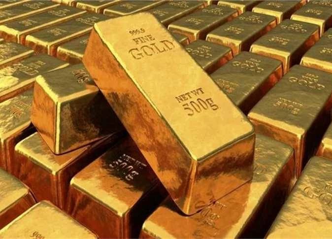 أسعار الذهب تنخفض عالميًا مع ارتفاع أسعار النفط وصدور بيانات التضخم الأمريكية
