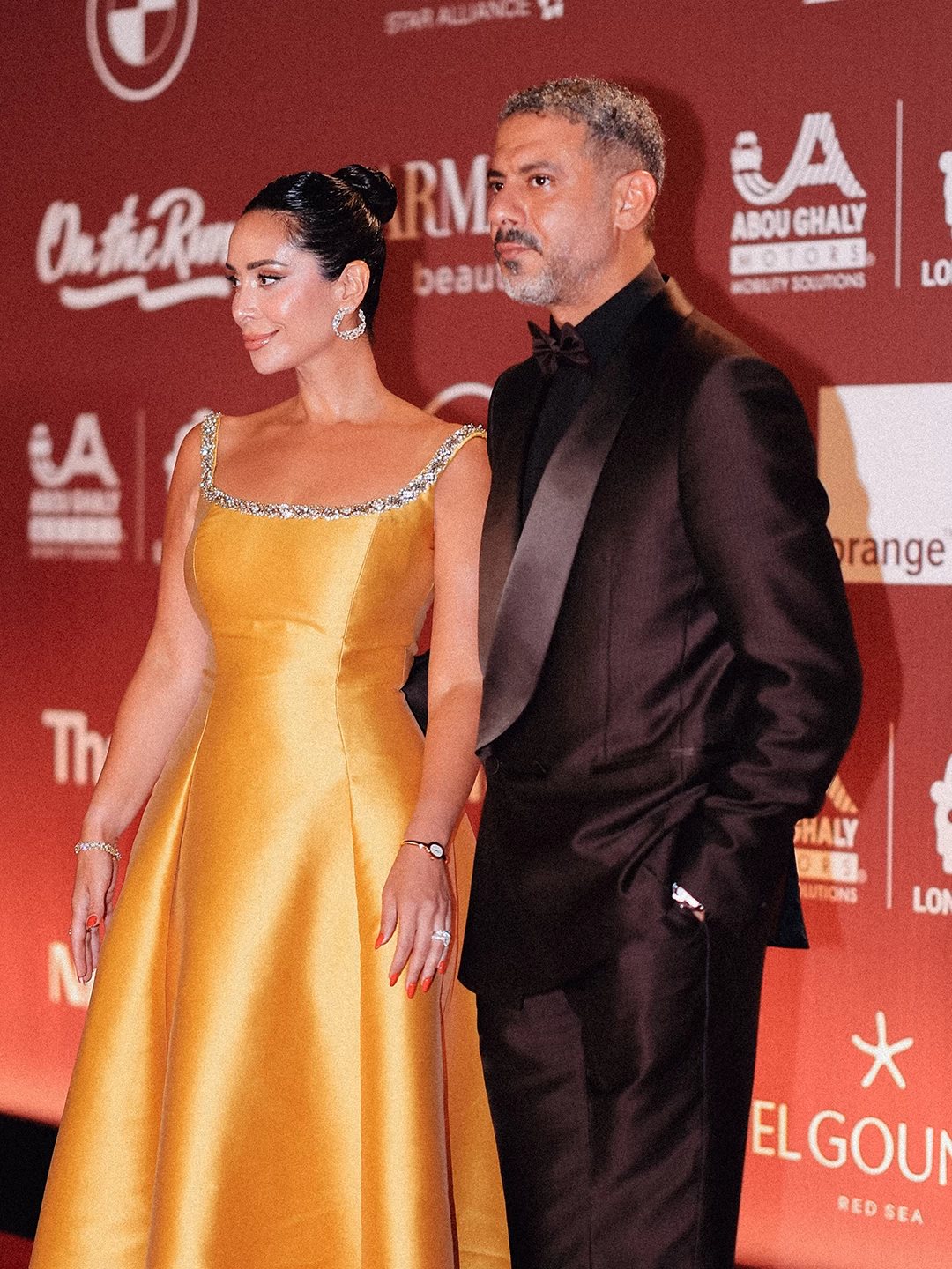عائلات النجوم تخطف الأنظار في افتتاح حفل مهرجان الجونة السينمائي (صور)