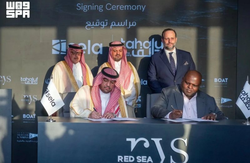 نائب أمير مكة يشهد مراسم توقيع اتفاقية لاستضافة معرض البحر الأحمر لليخوت