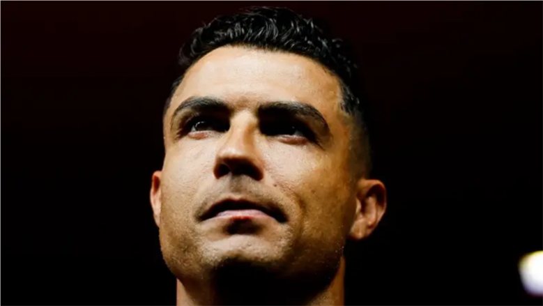 عقوبة تصل إلى 6 أشهر.. كريستيانو رونالدو مهدد بالغياب عن منتخب البرتغال
