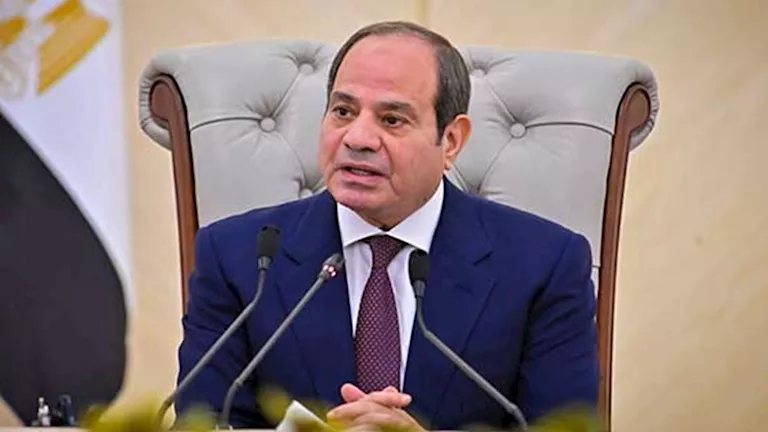 السيسي يدعو الشركات الكورية لتوسيع استثماراتها وإنشاء منطقة صناعية بقناة السويس
